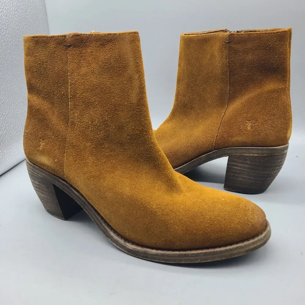 Frye Rosalia Bootie Womens Sz 9 Brown Tan Suede  Ankle Zip Shaped Heel New